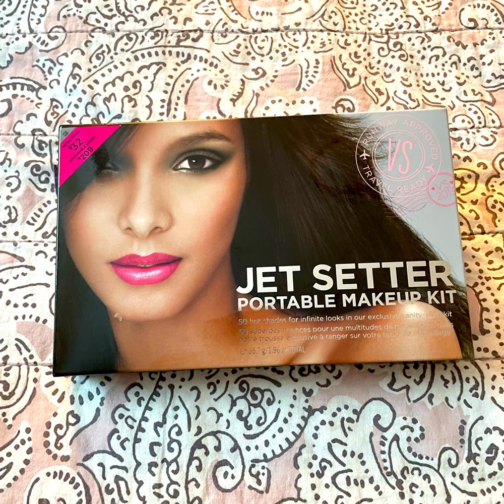 Brand new! Victoria’s Secret Jetsetter Travel Makeup Pallet!
